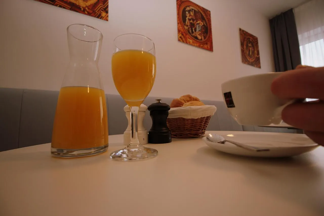 Hotel Isarblu München